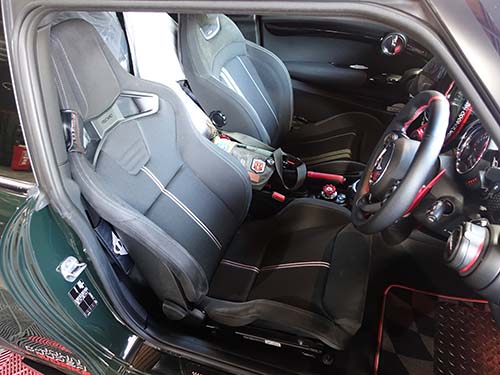 RECAROシート装着