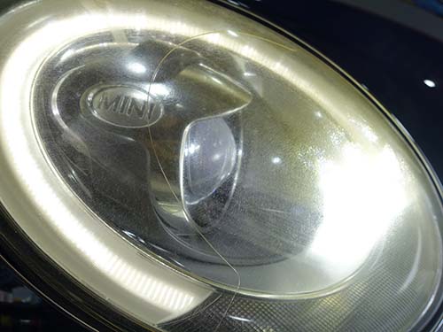 レンズ表面のハードコート層が紫外線で劣化