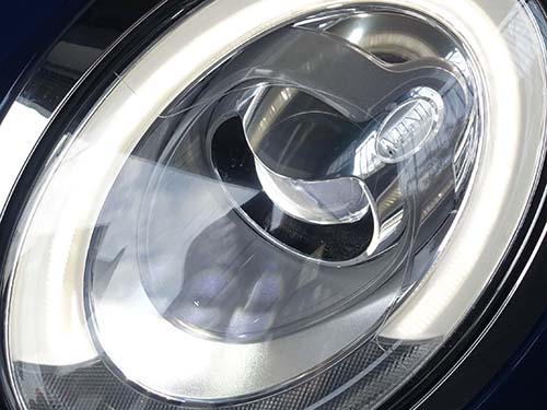 黄ばみや模様が完全に消え、透明度の高い美しいレンズへ復活