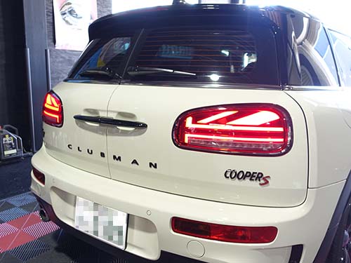 点灯方式の違いに合わせた配線作業とコーディングが必須となる点が重要