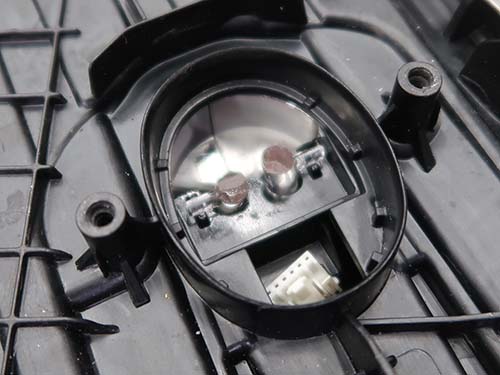 BMW G30 デイライト リペアでアクリル導光面の再生