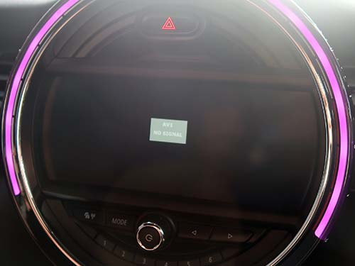 「地デジチューナーとDVDプレーヤーは動作するが、音だけ出て映像が出ない」