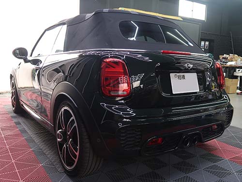 ミニ コンバーチブル(F57) ジョンクーパーワークス(John Cooper Works)