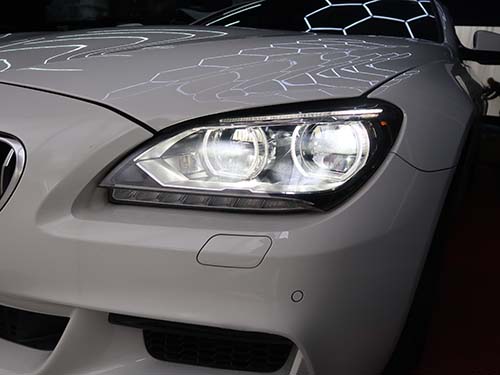 ご来店直後は左右とも正常点灯しており、エラーも出ません