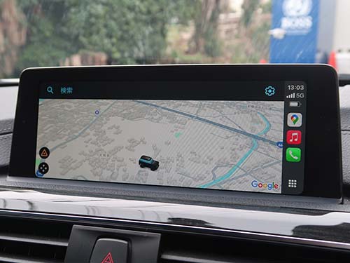 フルスクリーン表示の純正Apple CarPlayを有効化