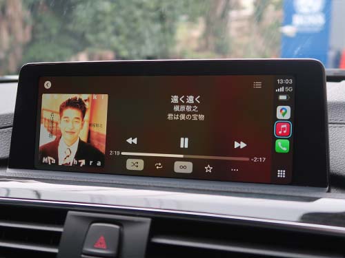 フルスクリーン表示の純正Apple CarPlayを有効化