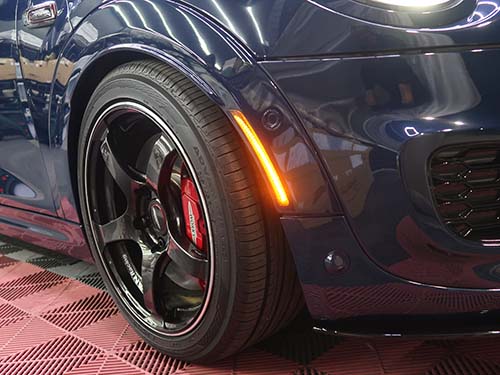 左右ともにサイドマーカー点灯が復旧