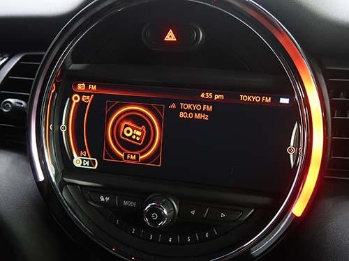 オーディオ出力(FM/USB/Bluetooth)