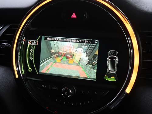 バックカメラ映像