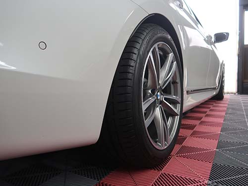 BMW 7シリーズ G12 ホイールスペーサー装着