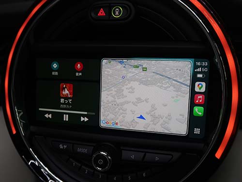 フルスクリーン表示のカープレイ