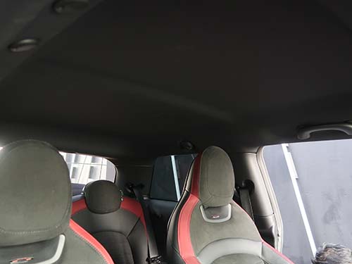 F56/F57はフロントにしかルームライトがない