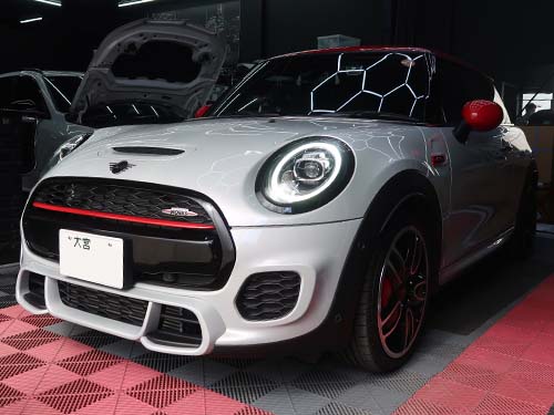 ミニ ハッチバック(F56) LCI ジョンクーパーワークス(John Cooper Works)