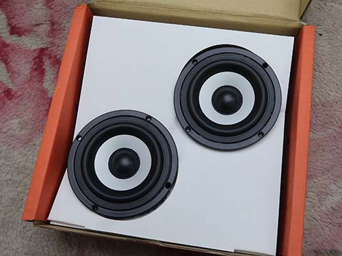 BEWITH製ミッドレンジスピーカー L-88R