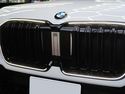 現行BMWらしい未来的な雰囲気