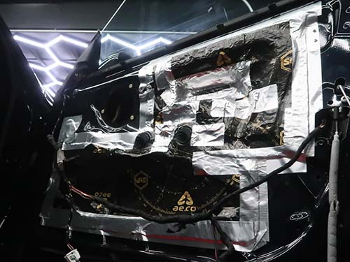 BMW 6シリーズ F06 デッドニング