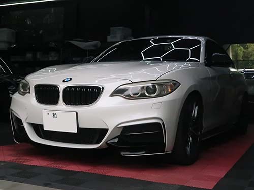 BMW 2シリーズクーペ(F22) M235i
