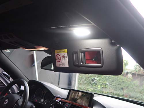 ライコウ製バニティーミラー用LEDライトへ交換