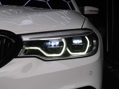 ヘッドライトASSY交換をせずに修理できる