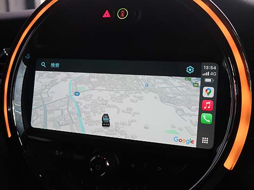 Apple CarPlay フルスクリーン化