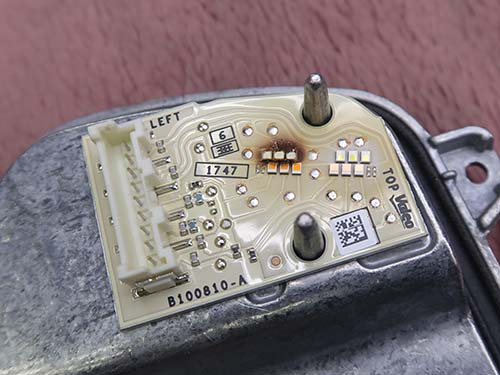 LEDモジュール自体も焦げてしまっている