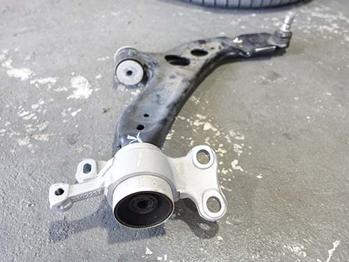 MINI F56 パフォーマンスブッシュ