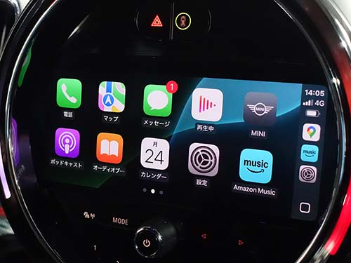 純正Apple CarPlay有効化＆フルスクリーン表示