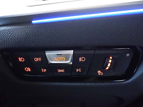 BMW 3シリーズ G20 320d コーディング|エンジン作動中のヘッドライトスイッチ【OFF】有効化