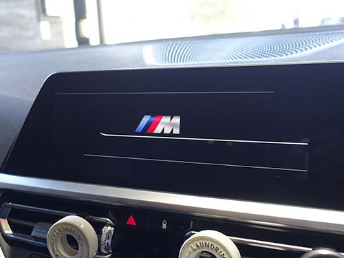 BMW 3シリーズ G20 320d コーディング|ヘッドユニット起動時のアニメーションテーマ変更（M）