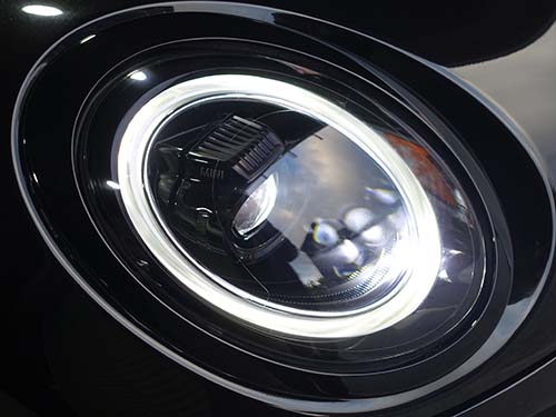 ダイヤモンドスウェル製プロテクションフィルム（ブラックバイオレット）を施工