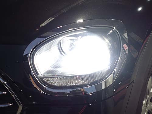 ベロフ製ハロゲンヘッドライト用LEDバルブ へ交換