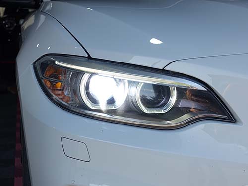 BMW F22 ベロフ製「オプティマル LED パフォーマンス Ver2」 に交換