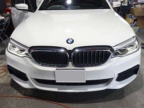 BMW 5シリーズ G30 デイライト暗い症状