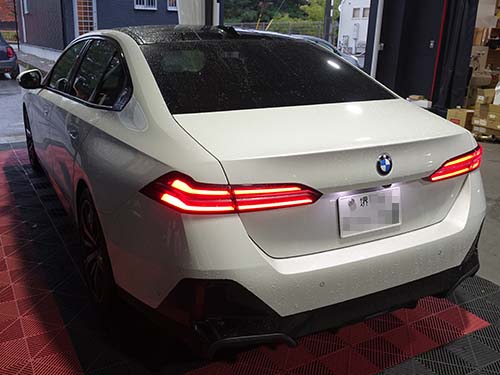 BMW 5シリーズセダン(G60) 523d