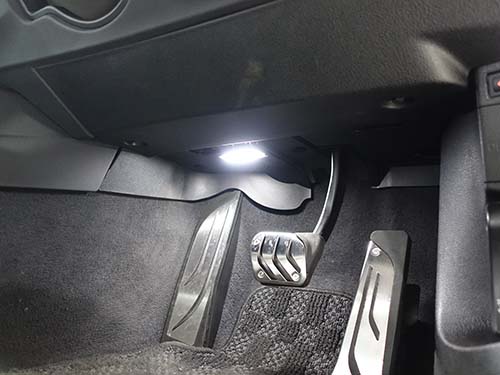 RAIKO アンビエントライト機能付LEDフットライト（LIU034）