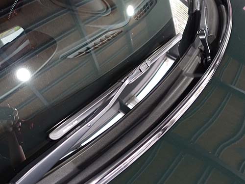 MINI F56 ワイパーを超撥水ワイパーへ交換