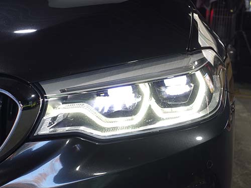 ヘッドライト交換せずに修理可能