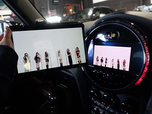 Androidの動画アプリ・地図アプリ・ブラウザ画面を車載モニターへそのままミラーリング