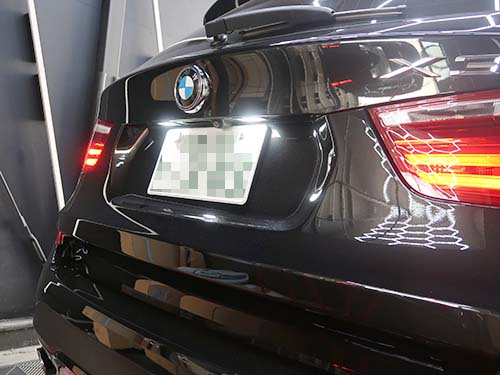 RAIKO製 LEDナンバー灯ユニット（LLU001）