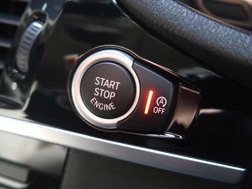 エンジン始動時にアイドリングストップのオフ設定