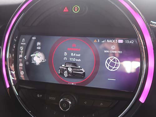 ヘッドユニットデザインをID6へ変更