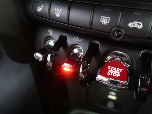 エンジン始動時にアイドリングストップをオフで開始