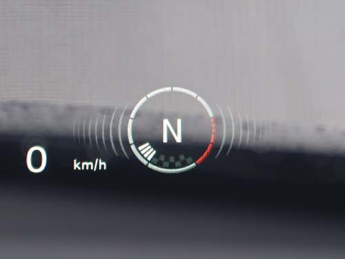 HUD（ヘッドアップディスプレイ）のスポーツ表示にシフトポジションを追加