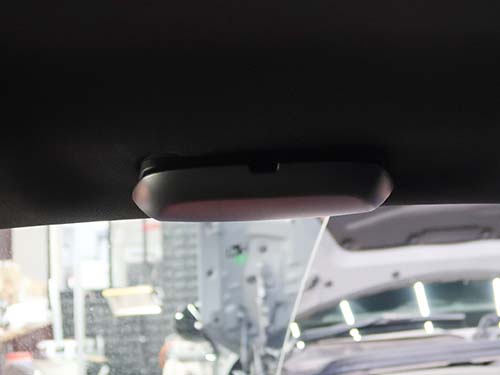 MINI JCW F56 VERSPIELTルーフグラストレイ装着