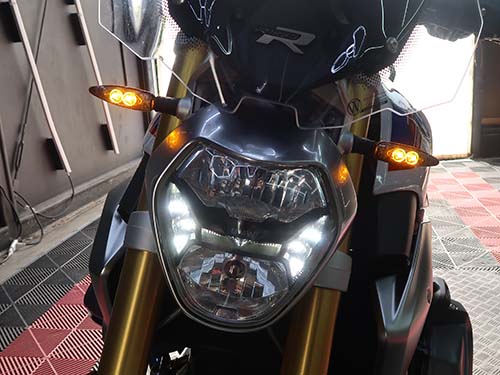 BMW MOTORRAD R1250R デイライト