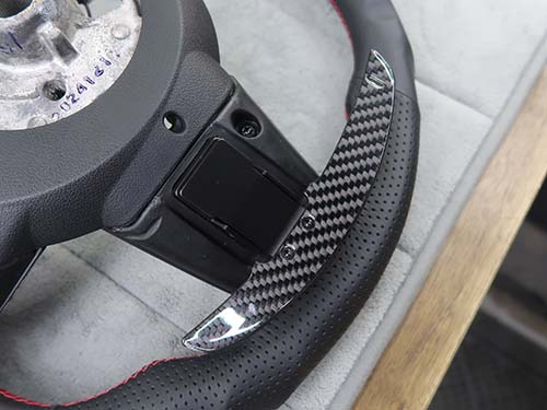 マグネティックパドルシフトを追加(カーボン)