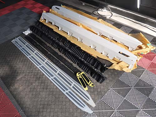 BMW純正アルミニウムランニングボード