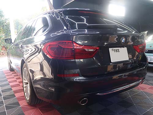 BMW 5シリーズツーリング(G31) 523d