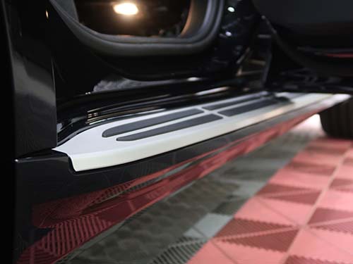 見た目と実用性を両立した純正アップグレード