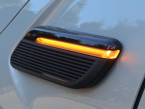 MINI F55 LCI2 サイドフラッシャー装着